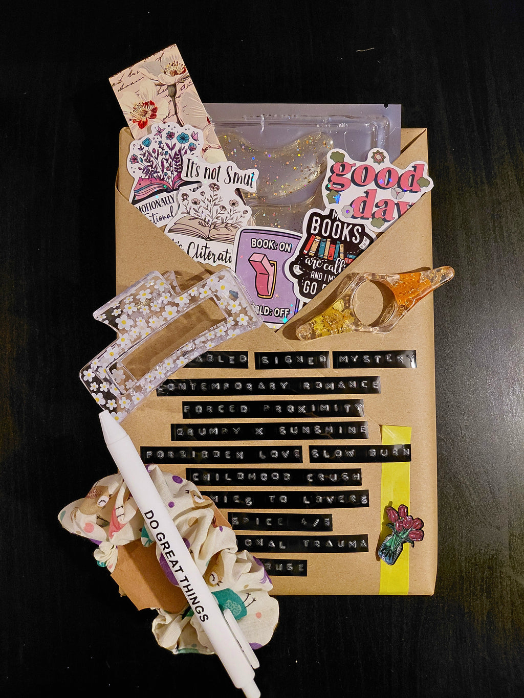 Blind Date with a Book - Special Edition Romance Book