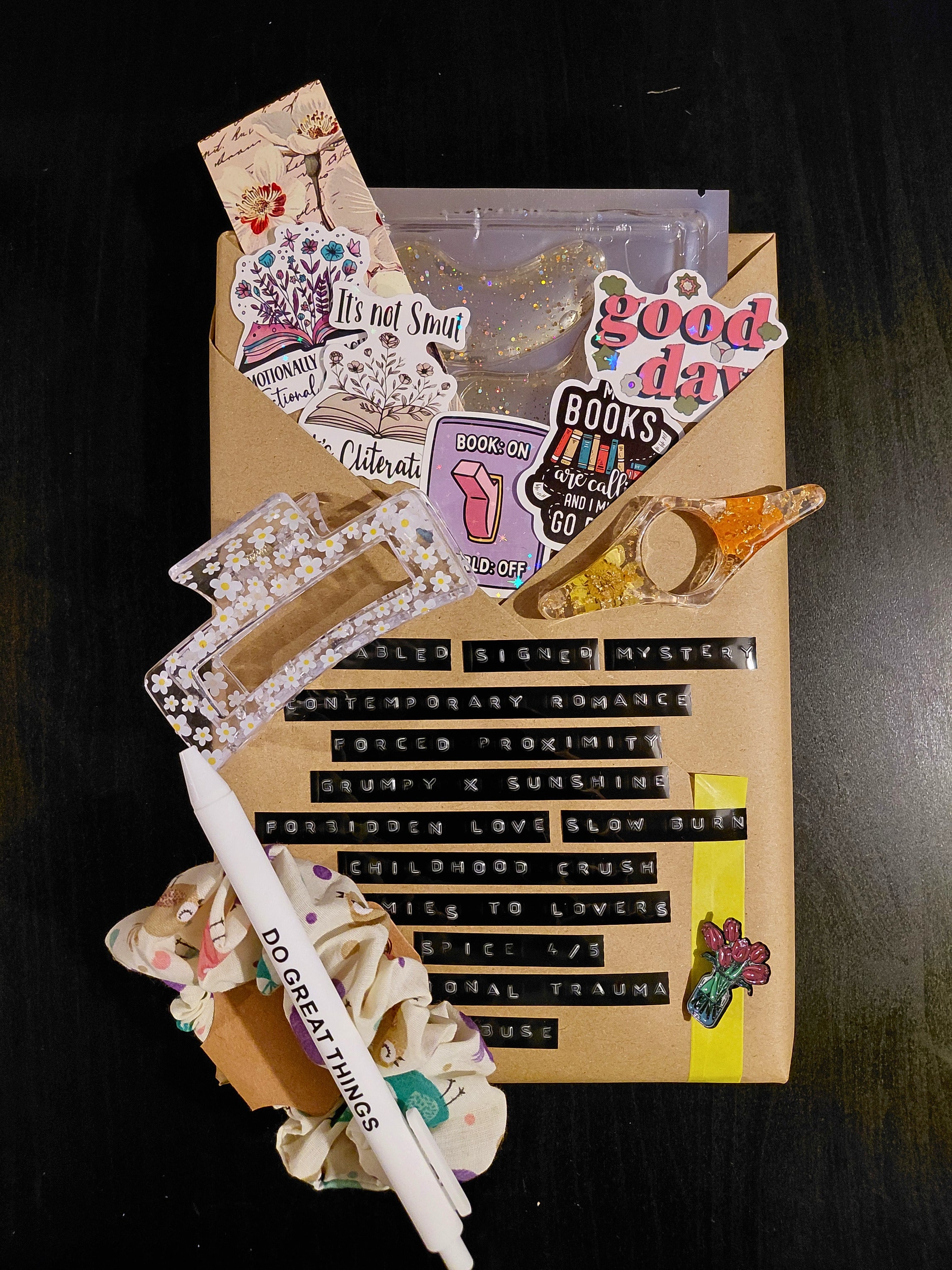 Blind Date with a Book - Special Edition Romance Book